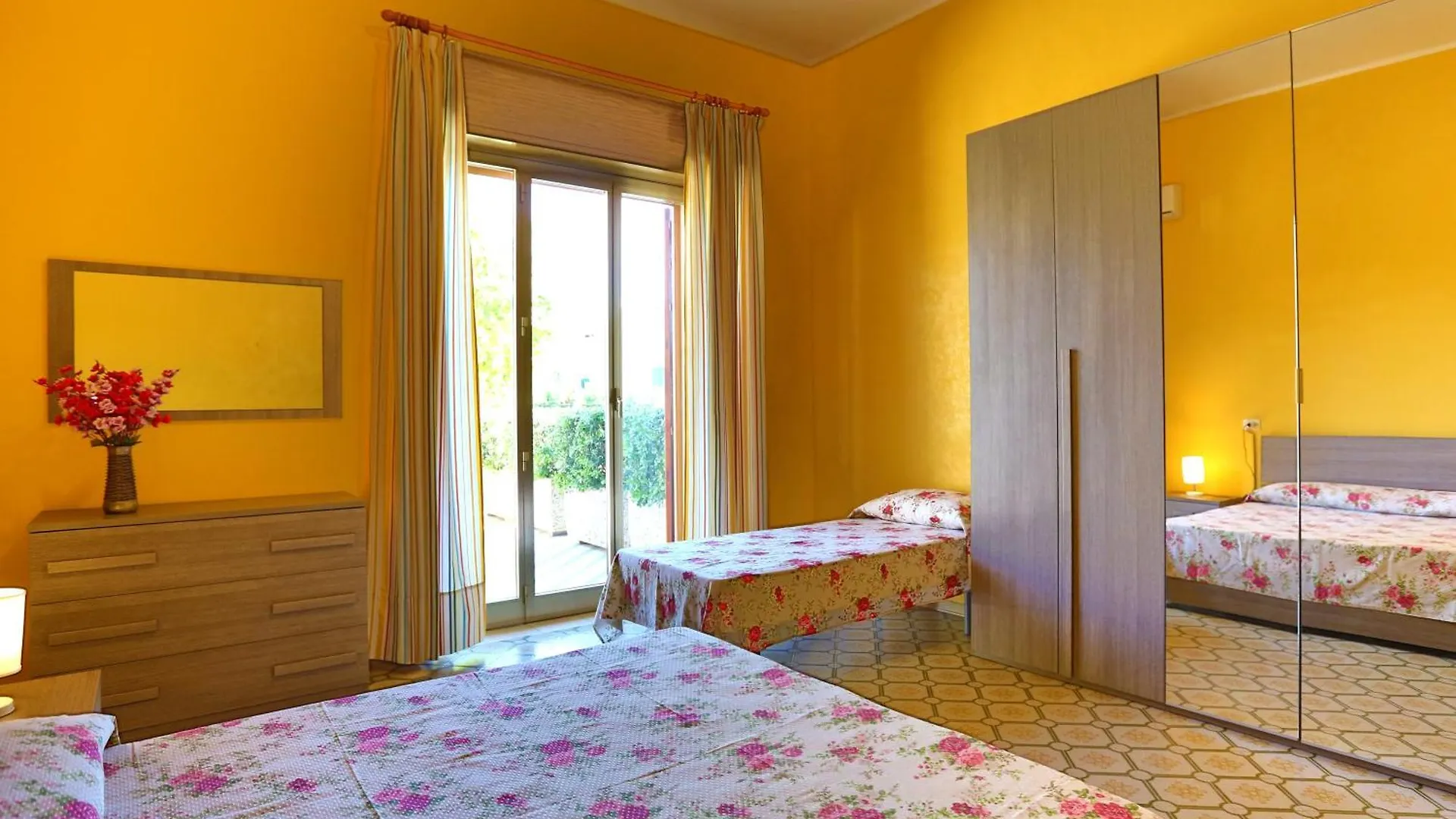 Holiday home Re Sole La Villa - Casa Vacanza U R A N O Avola Italy