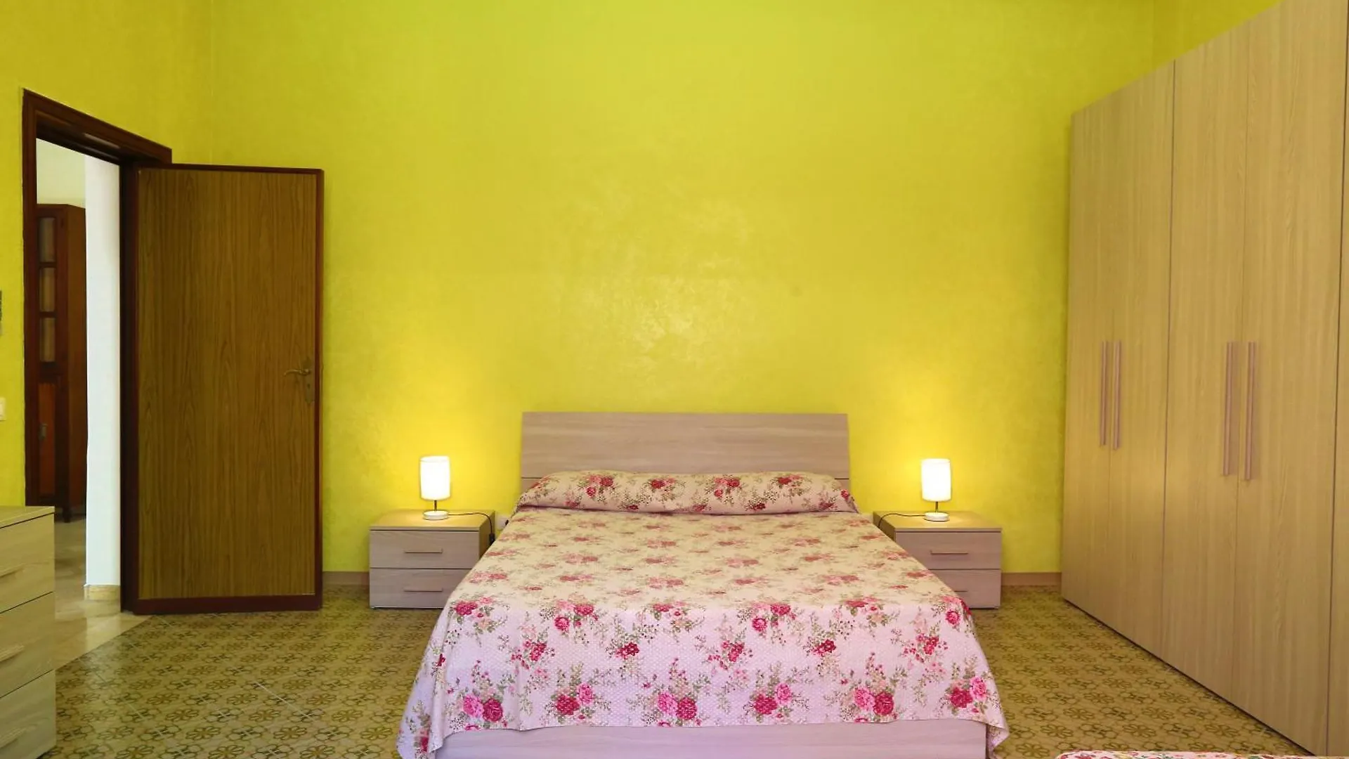 Re Sole La Villa - Casa Vacanza U R A N O Avola