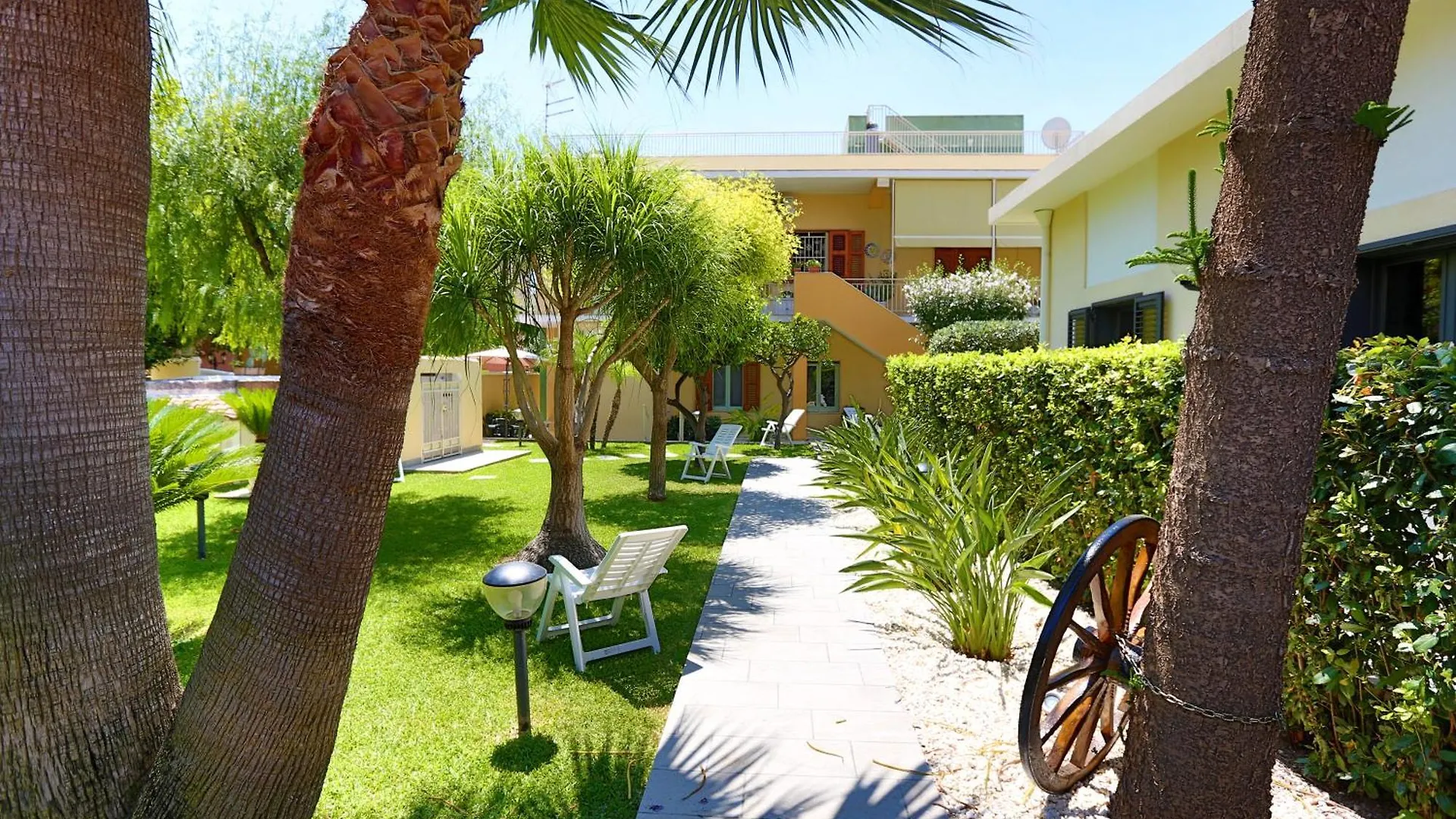 Re Sole La Villa - Casa Vacanza U R A N O Avola